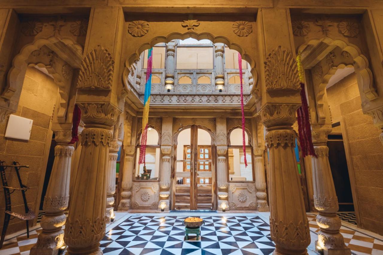 Hotel Dev Garh Jaisalmer Eksteriør billede