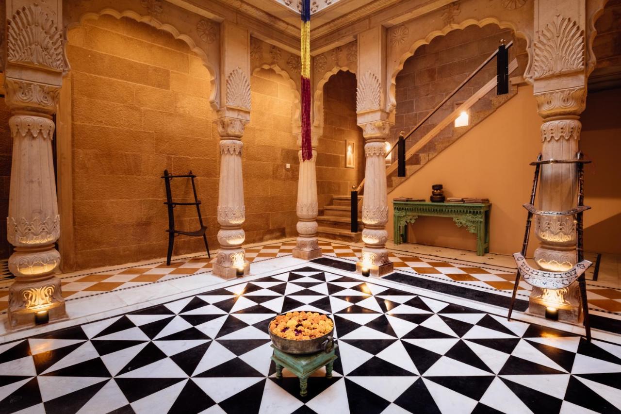 Hotel Dev Garh Jaisalmer Eksteriør billede