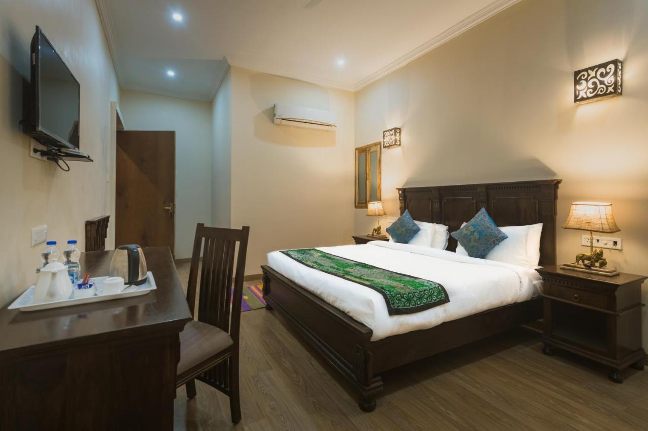 Hotel Dev Garh Jaisalmer Eksteriør billede