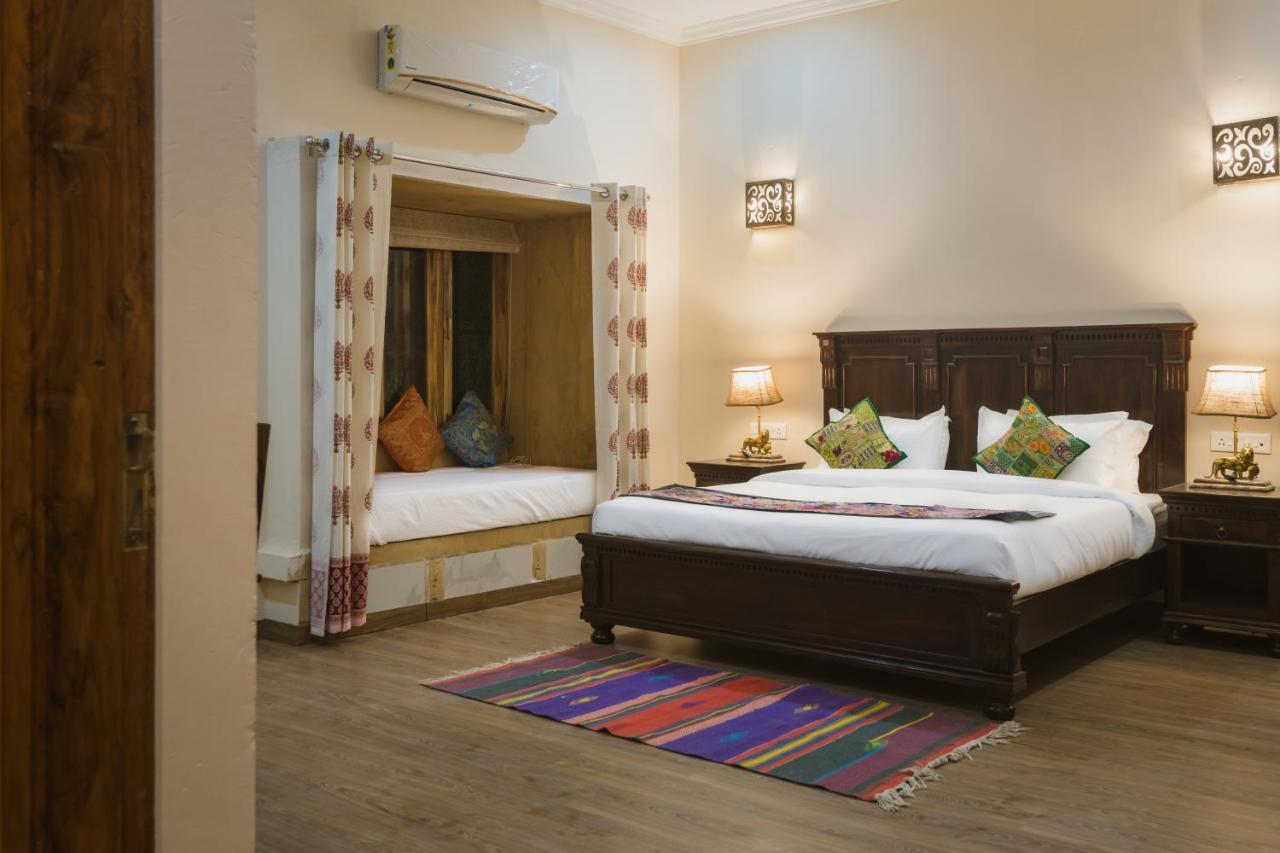 Hotel Dev Garh Jaisalmer Eksteriør billede